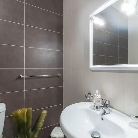 Modern Apt. Close To The Square St. Paul's Bay Exterior foto