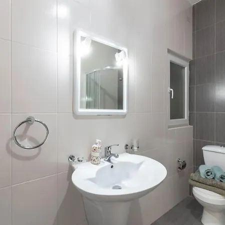 Modern Apt. Close To The Square St. Paul's Bay Exterior foto