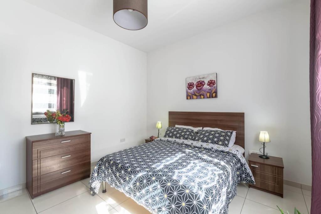 Modern Apt. Close To The Square St. Paul's Bay
